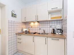 Hoppe 1 Modern Retreat