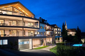 Apartment Pink Lady 1