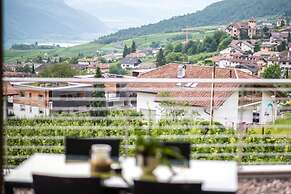 Apartment Pink Lady 1