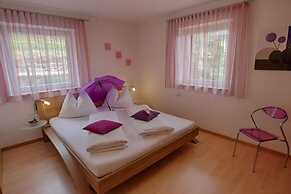 Apartment Pink Lady 1