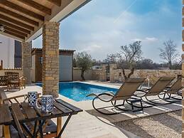 Villa Malena Comfortable Holiday Residence