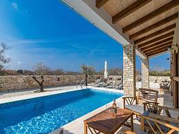 Villa Malena Comfortable Holiday Residence