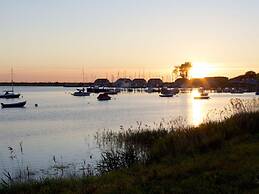 Chudzik Modern Retreat