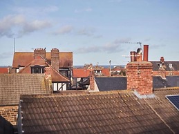 Jackson Court Apartment 3