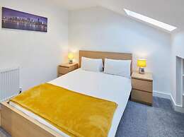 Jackson Court Apartment 3