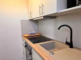 Langeness Modern Retreat