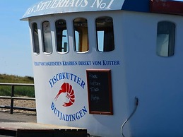 Langeness Modern Retreat