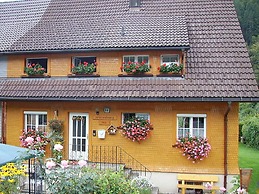 Haus Hiller Comfortable Holiday Residence