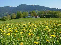 House Marina Modern Retreat