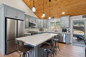 Serene Arnold Cabin Rental W/ Deck & Fire Pit! 3 Bedroom Home by RedAw
