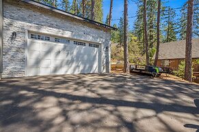 Serene Arnold Cabin Rental W/ Deck & Fire Pit! 3 Bedroom Home by RedAw