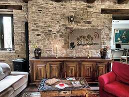 Villa Aurora Comfortable Holiday Residence
