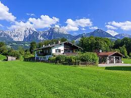 Rooster 2 -kierngasshausl-