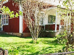 5 Person Holiday Home in Gamleby-by Traum