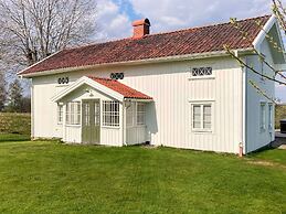 6 Person Holiday Home in Ulricehamn-by Traum
