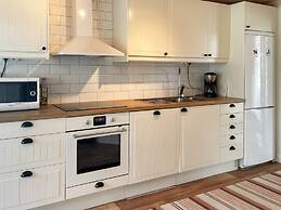 6 Person Holiday Home in Ulricehamn-by Traum