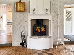 6 Person Holiday Home in Ulricehamn-by Traum
