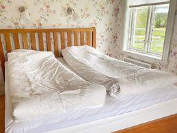 6 Person Holiday Home in Ulricehamn-by Traum