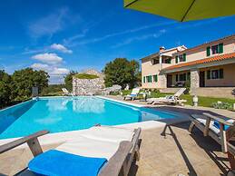 Villa Albina Comfortable Holiday Residence