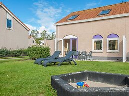 Child-friendly Bungalow, 500 m From the Beach