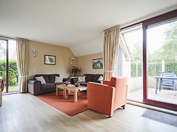 Cozy Holiday Home With two Bathrooms, in Zeeland