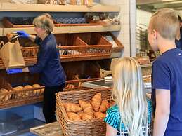 Atmospheric Glamping Tent With Bathroom in Nature