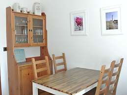 South Case in the House aft Diek