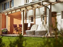 Holiday Home Coffee Grounds