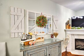 Tigard Vacation Rental w/ Deck: 13 Mi to Portland!