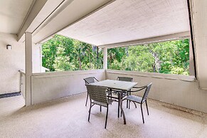 Walk to Beach: Bright Hilton Head Island Villa!