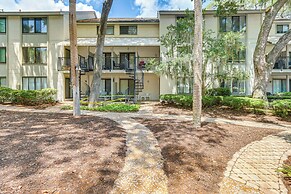 Walk to Beach: Bright Hilton Head Island Villa!
