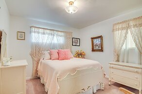 Walk to Downtown: Page Hideaway w/ Patio