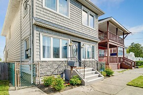 Eclectic Atlantic City Home ~ 1 Mi to Casinos!
