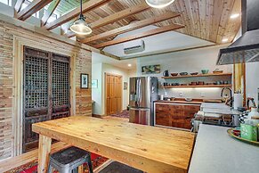 Unique & Serene Retreat, 7 Mi to Downtown Portland