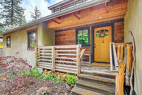 Unique & Serene Retreat, 7 Mi to Downtown Portland