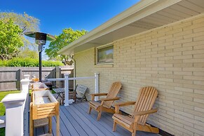 Cozy Milwaukee Apartment w/ Deck, 2 Mi to Airport!