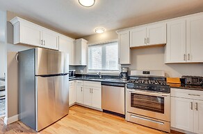 New Hampshire Abode w/ Mountain Views, Near Skiing