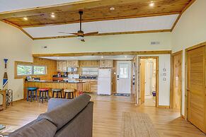 Waterfront Port Clinton Cottage w/ Fire Pit!