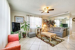 Ft Lauderdale Getaway w/ Yard ~ 4 Mi to Beach!
