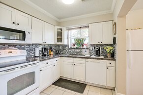 Ft Lauderdale Getaway w/ Yard ~ 4 Mi to Beach!