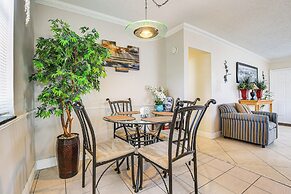 Ft Lauderdale Getaway w/ Yard ~ 4 Mi to Beach!