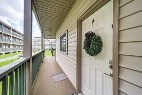 Furnished Deck + Resort Perks: Beech Mtn Retreat!