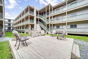 Furnished Deck + Resort Perks: Beech Mtn Retreat!