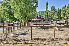 Game Room & Patio: Picturesque Home in Sonora