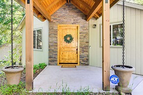 Game Room & Patio: Picturesque Home in Sonora