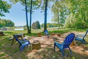 Waterfront Lake Anna Home w/ Dock & Beach Access!