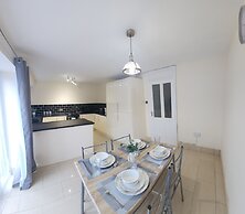 Captivating 3-bed House in Newcastle Upon Tyne