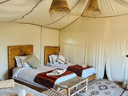 Amskou Camp