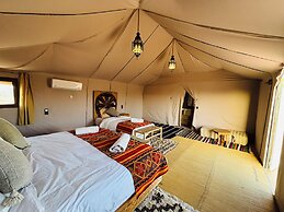 Amskou Camp