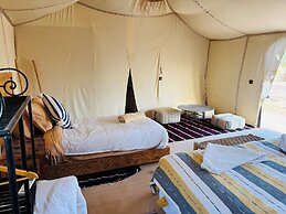 Amskou Camp